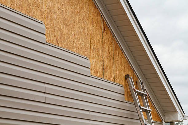 Professional Siding Replacement technician working in Etowah, NC